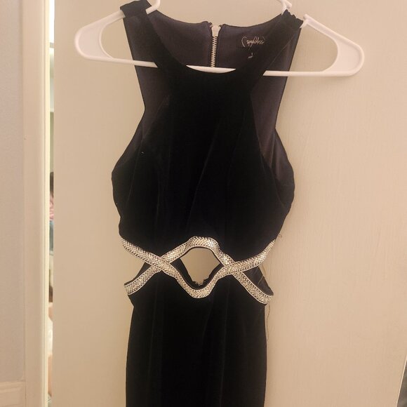 Speechless Black Halter Bodycon Dress - Picture 1 of 3